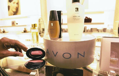 雅芳落幕 最后一家美國工廠易主，百年本土制造歷史終結(jié)